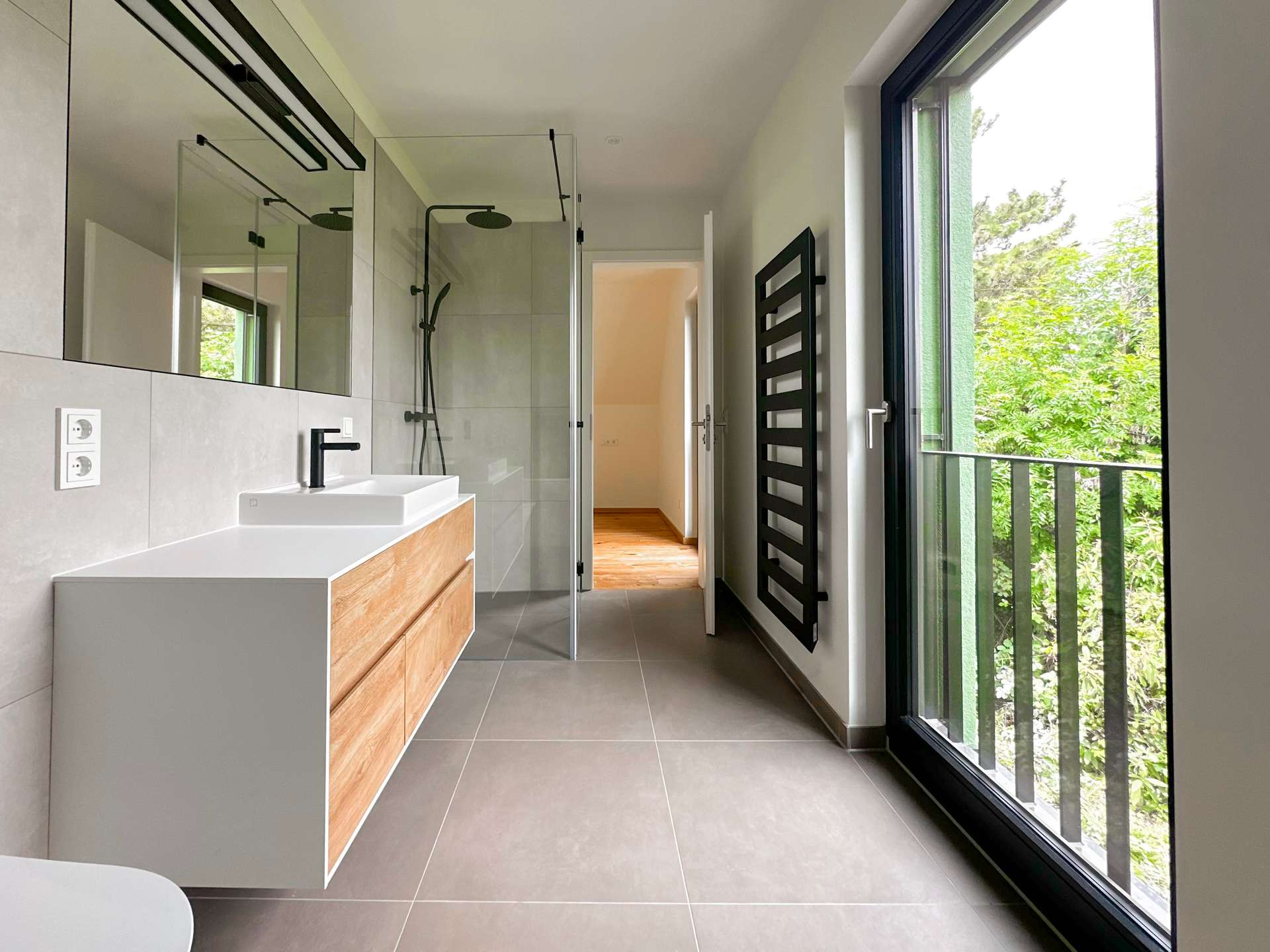 Tageslicht-Bad en suite