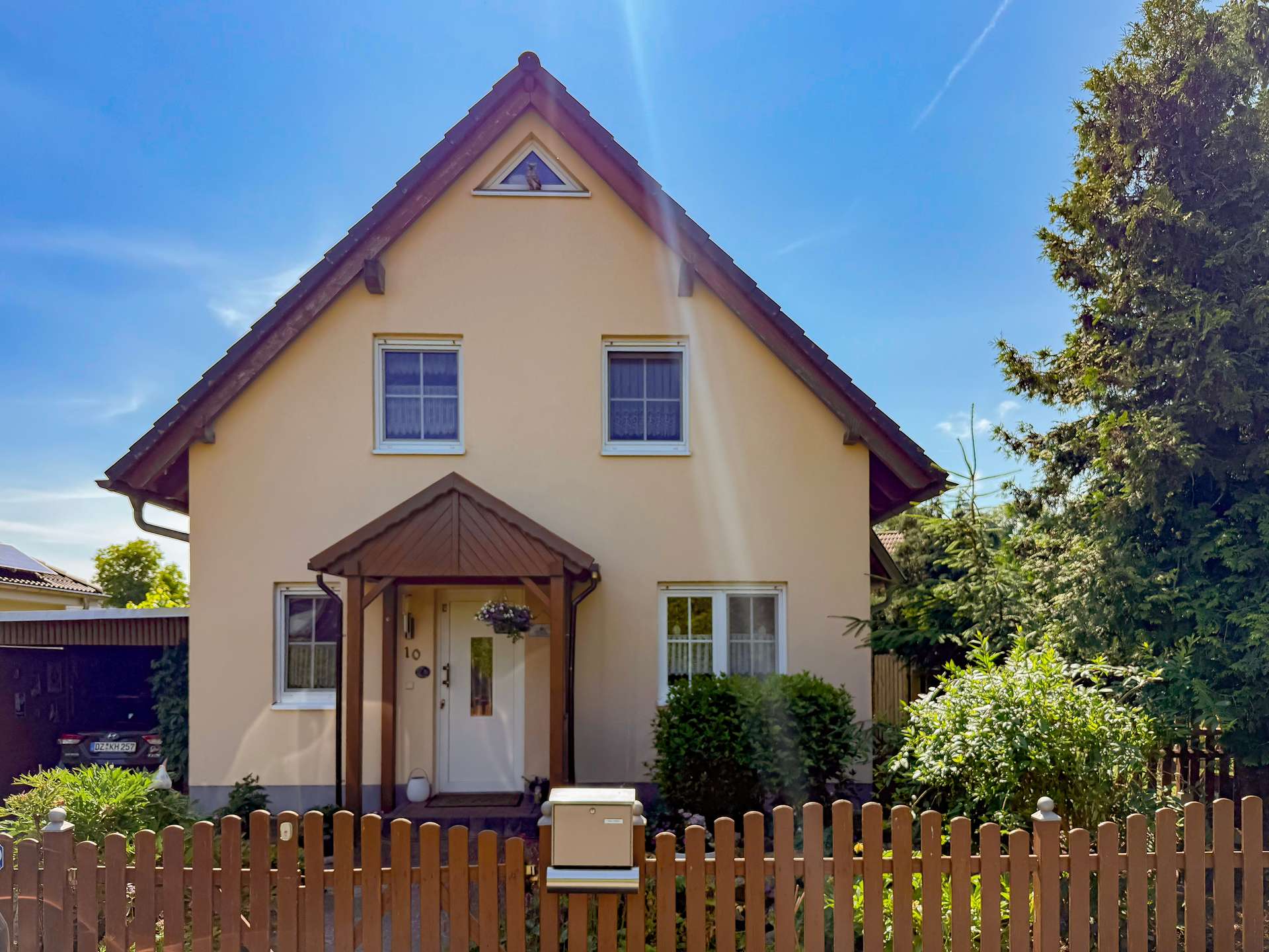 Hausansicht straßenseitig