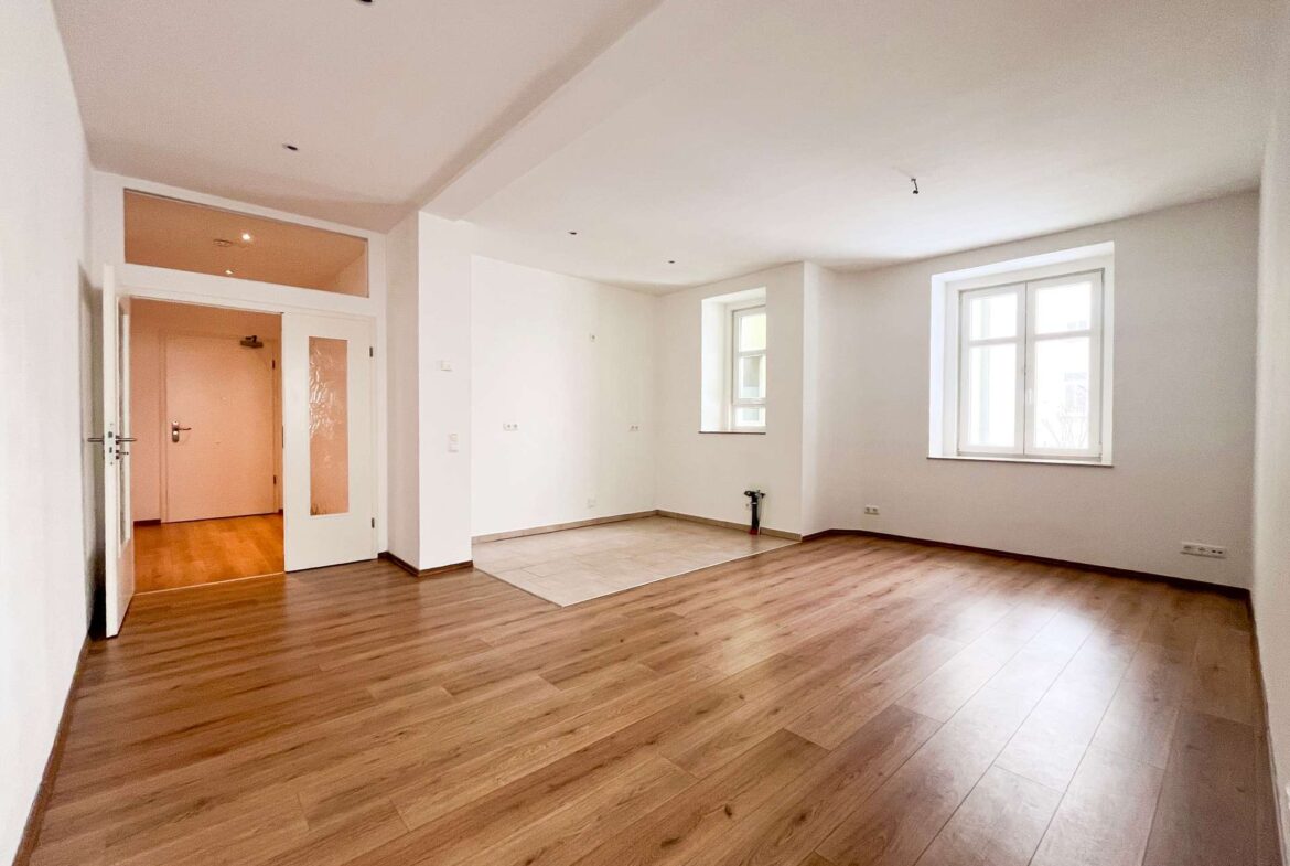 Wohnzimmer mit Küche