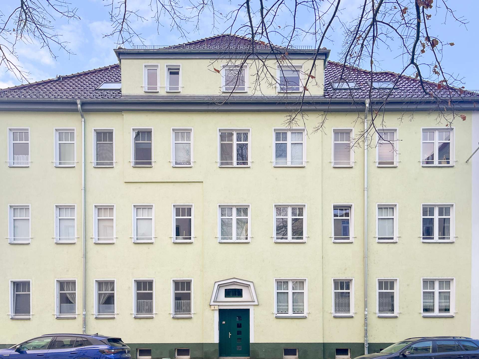 Hausansicht front
