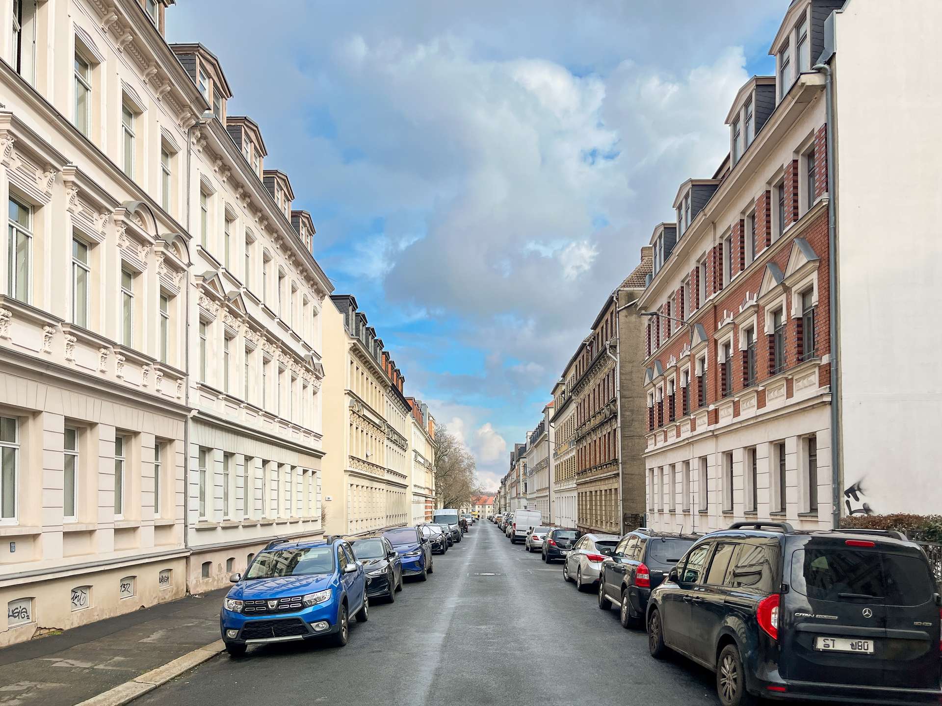 Straßenansicht