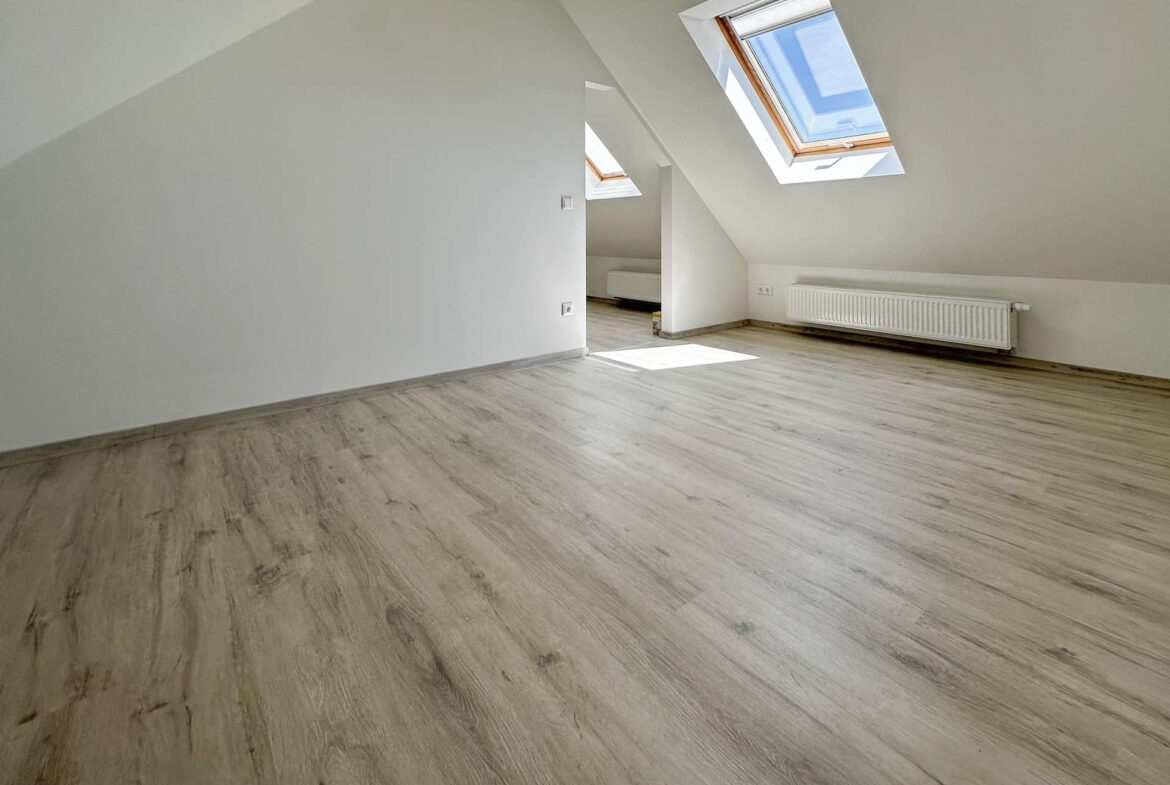 Zimmer obere Ebene