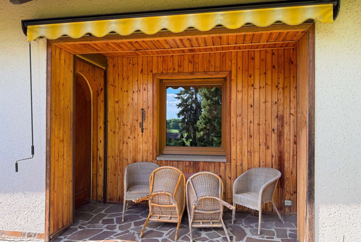 großzügige Terrasse