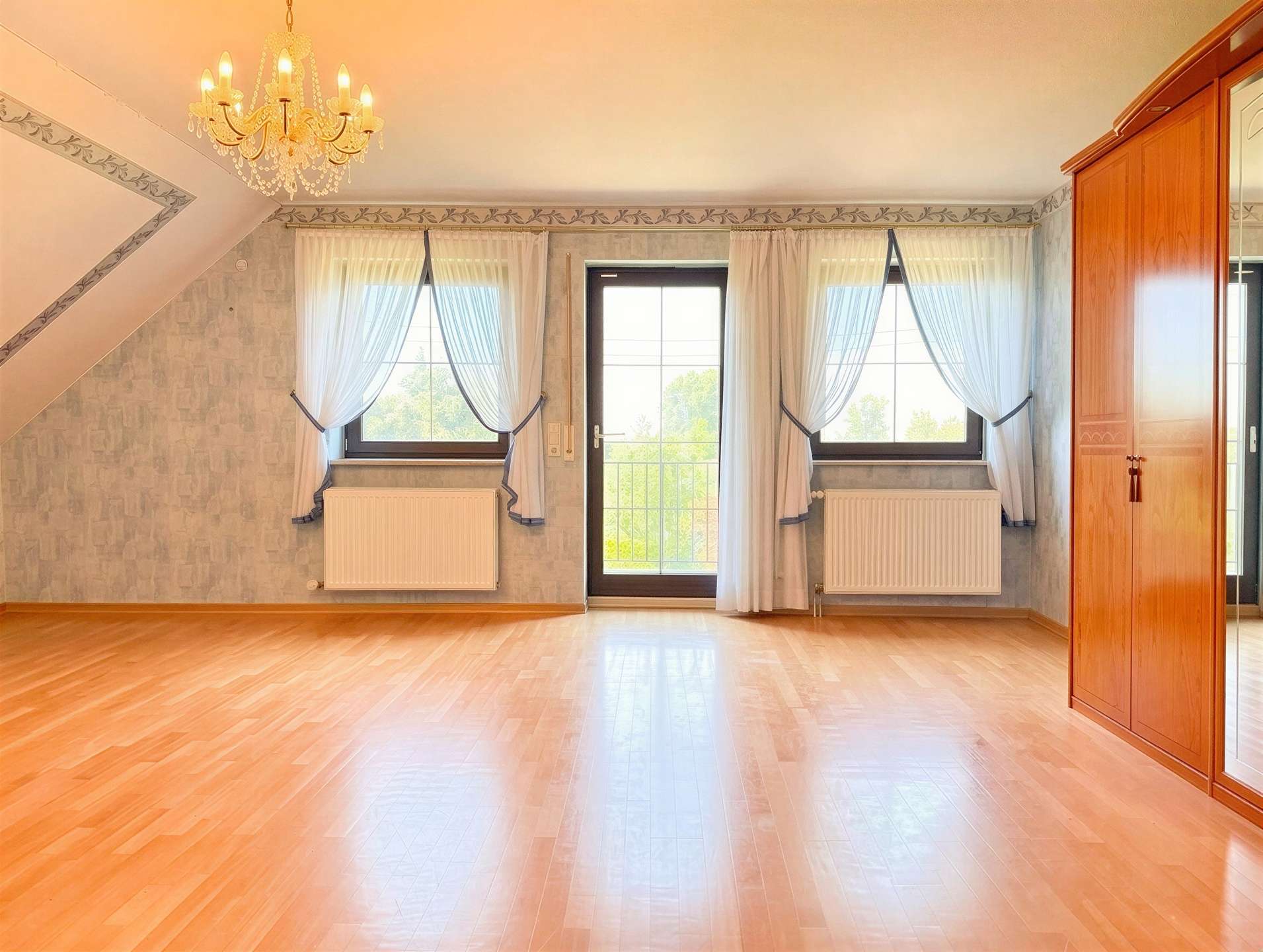Großes Schlafzimmer 2