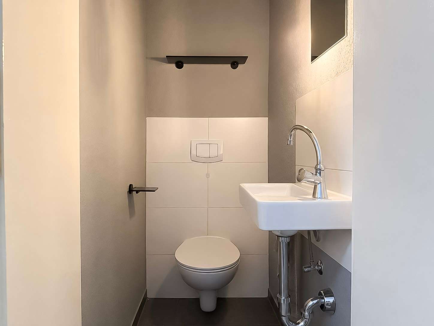 separates Gäste-WC