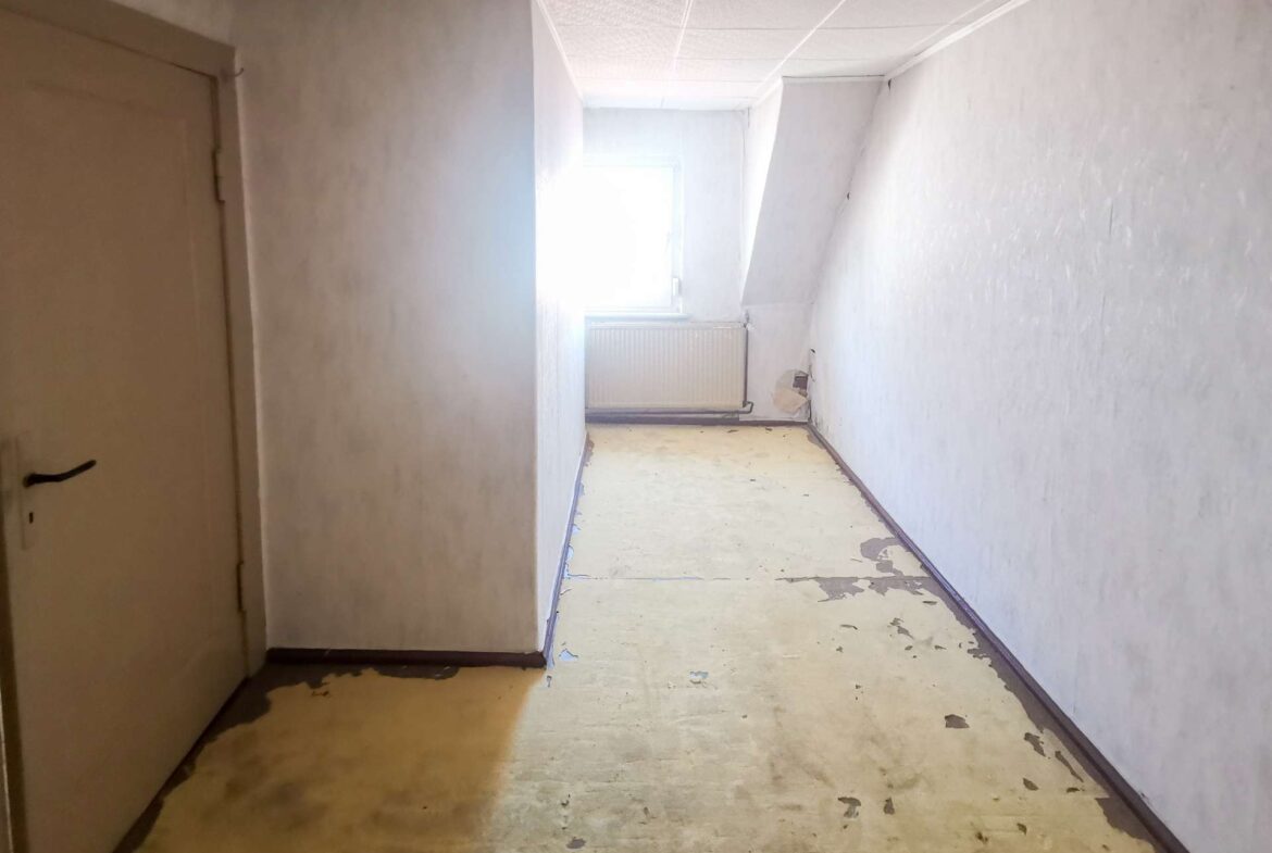 Kinder-/Arbeitszimmer