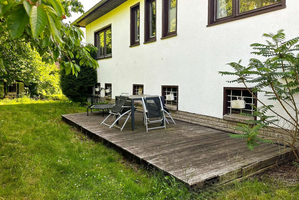 Terrasse im hinteren Garten