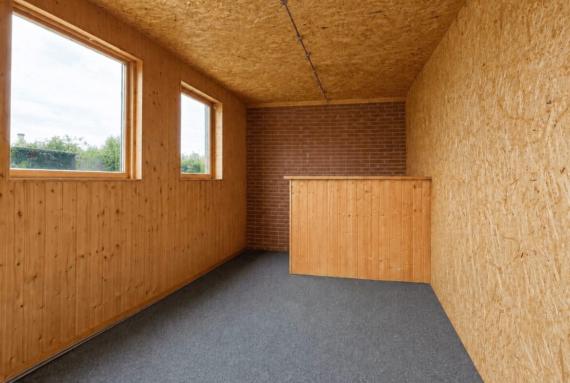 Ausgebautes Gartenhaus