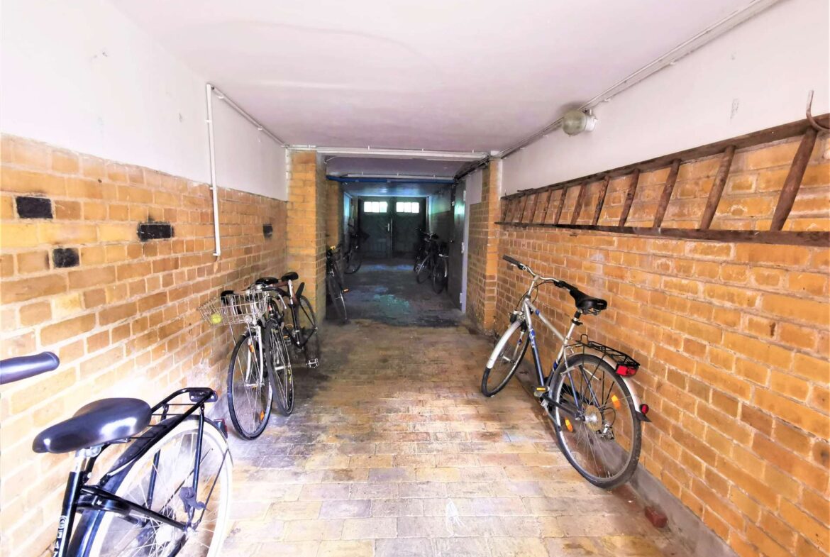 Fahrradschuppen