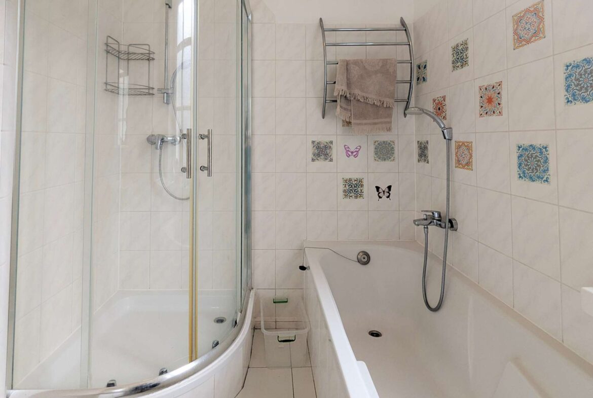 Wanne + Dusche