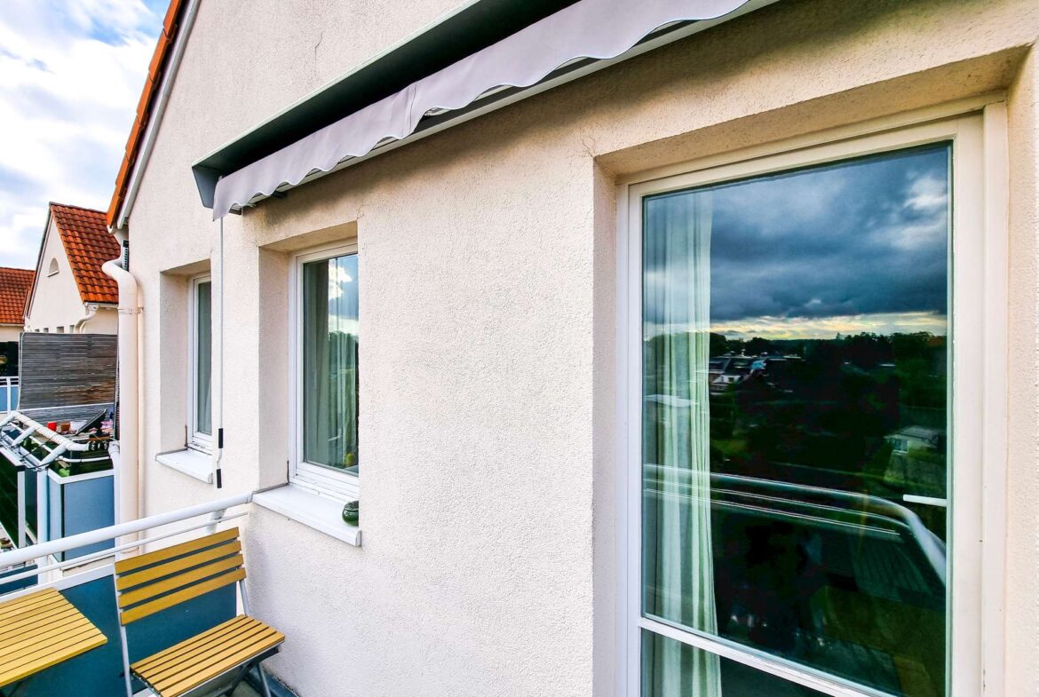 Balkon mit Markise