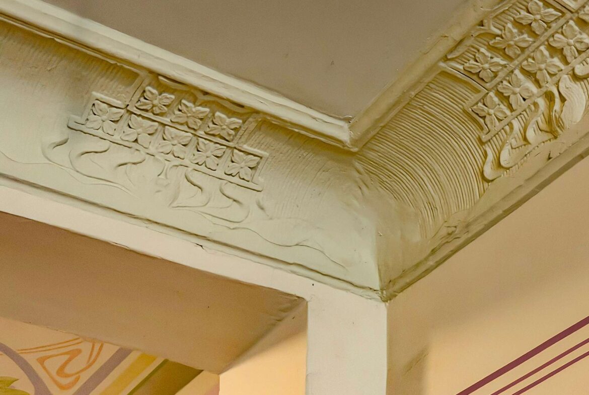Deckendetail
