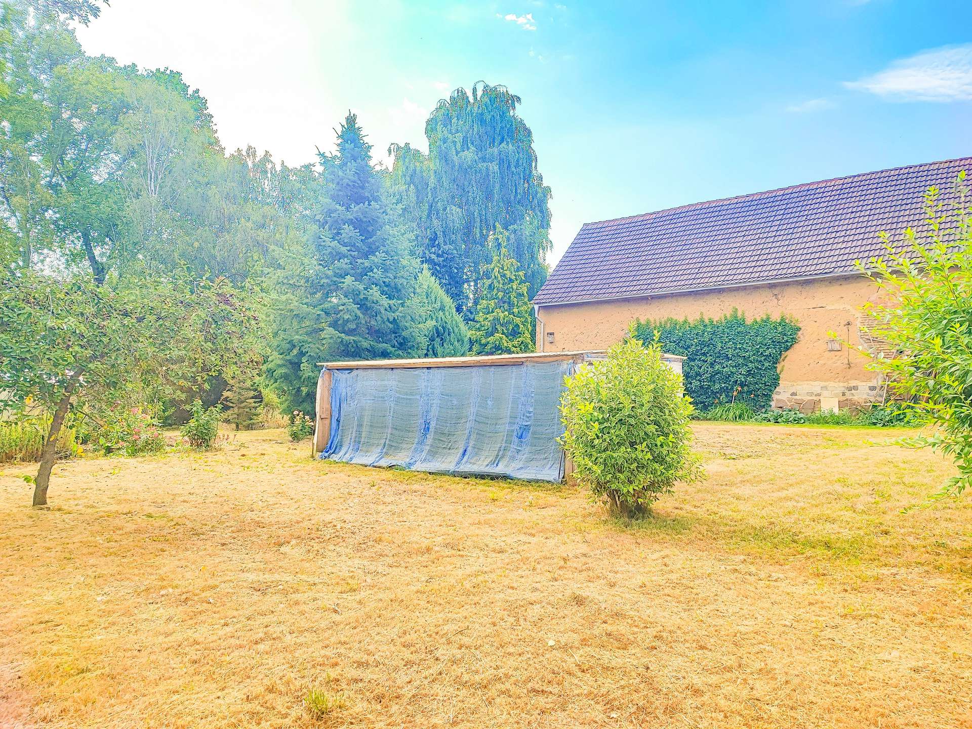 ca. 2.000m² Grundstück