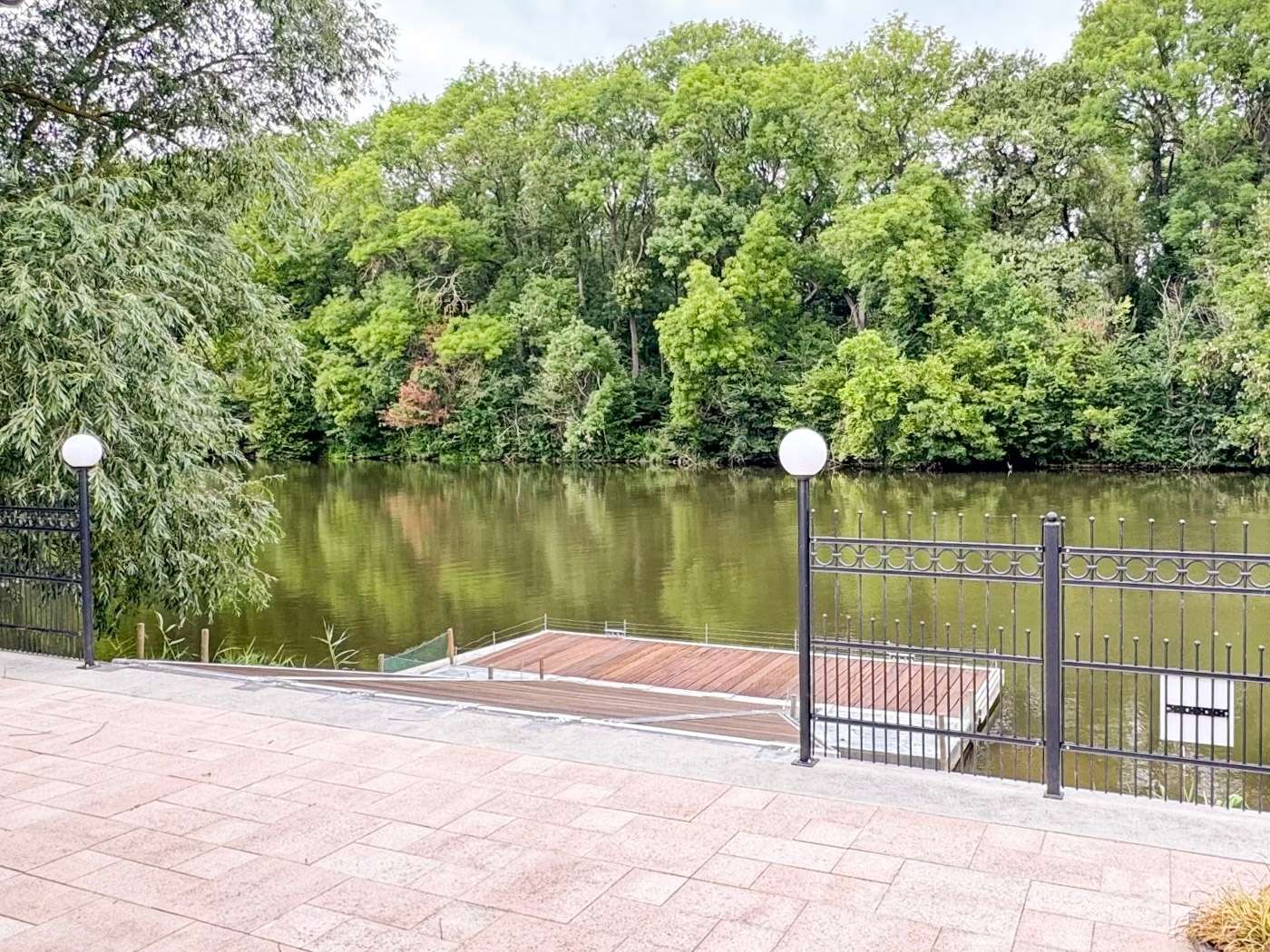 Blick zur Rabeninsel / Naturschutzgebiet