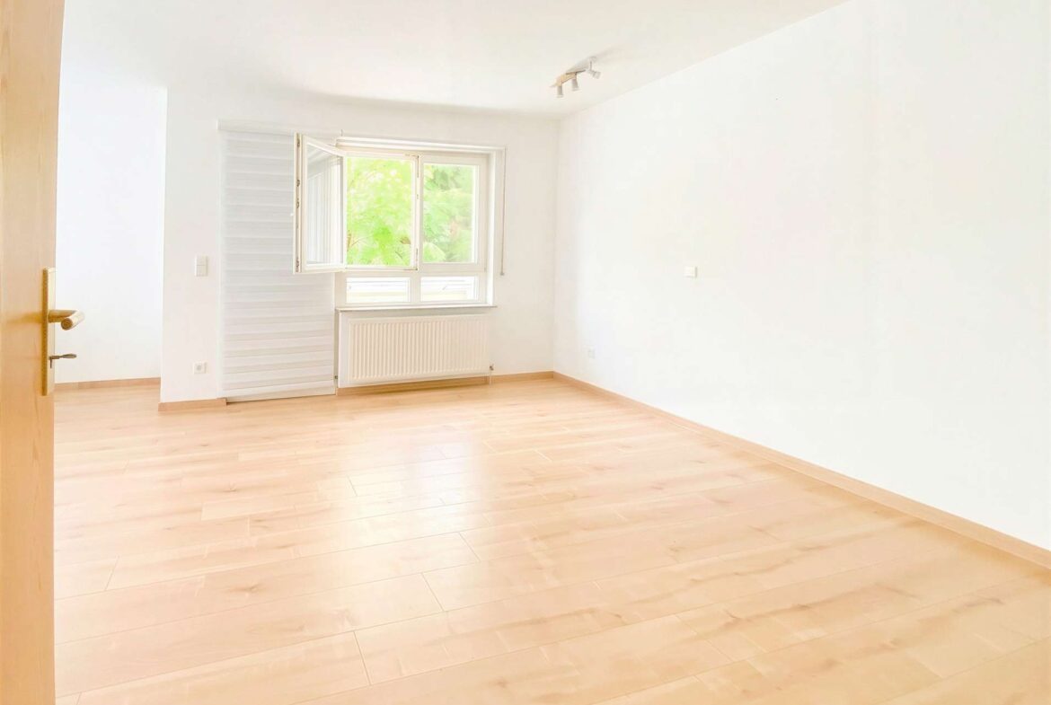 Wohnzimmer (digital geräumt)