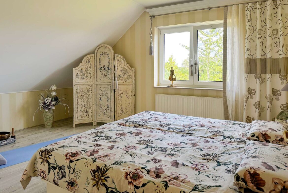 Großes Master-Schlafzimmer