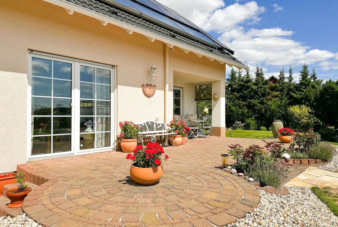 Terrasse in Süd-Ausrichtung