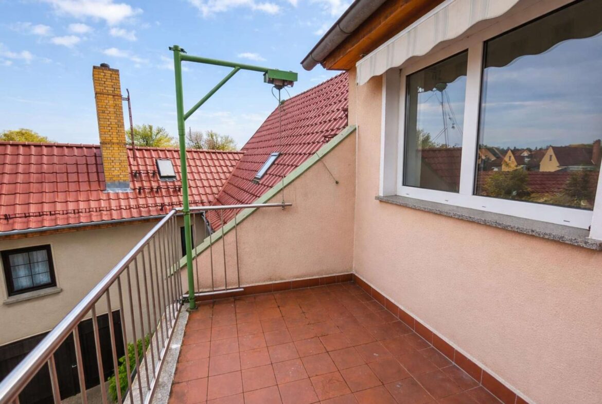 DG Balkon mit Lastenaufzug