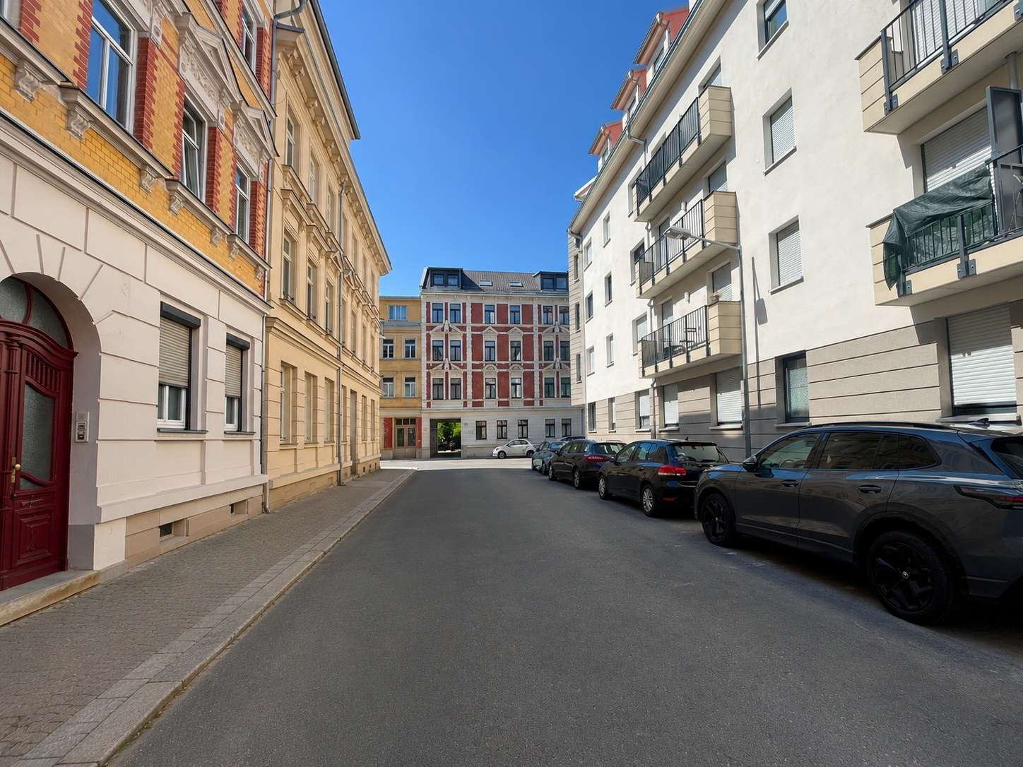 Blick zur Straße