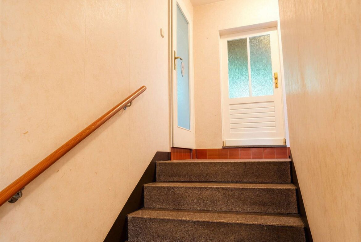 Treppe zum OG