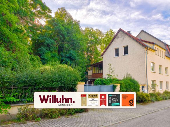 straßenseitiger Blick