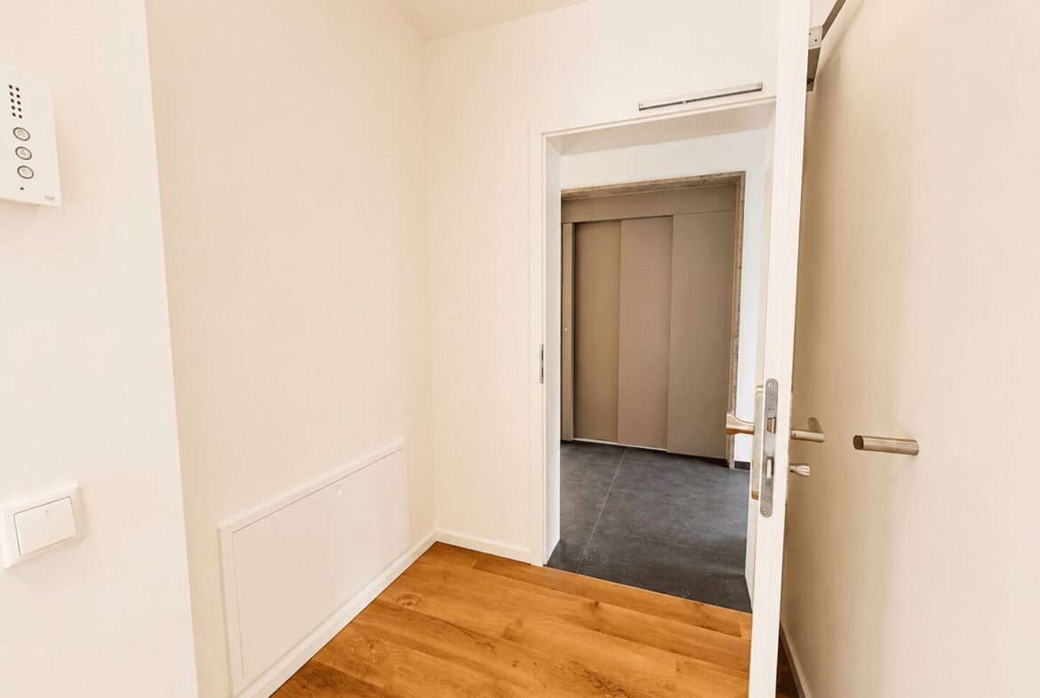 Wohnungseingangstür