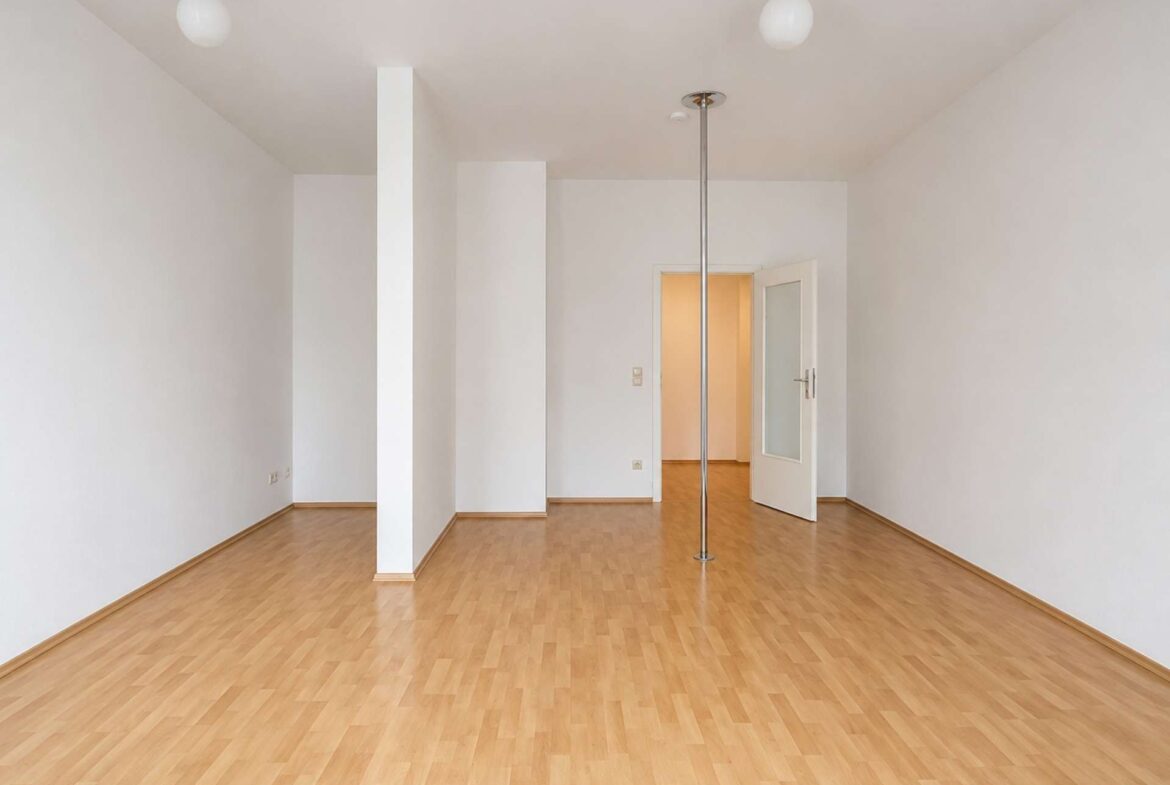 Zimmer Blick zur Tür