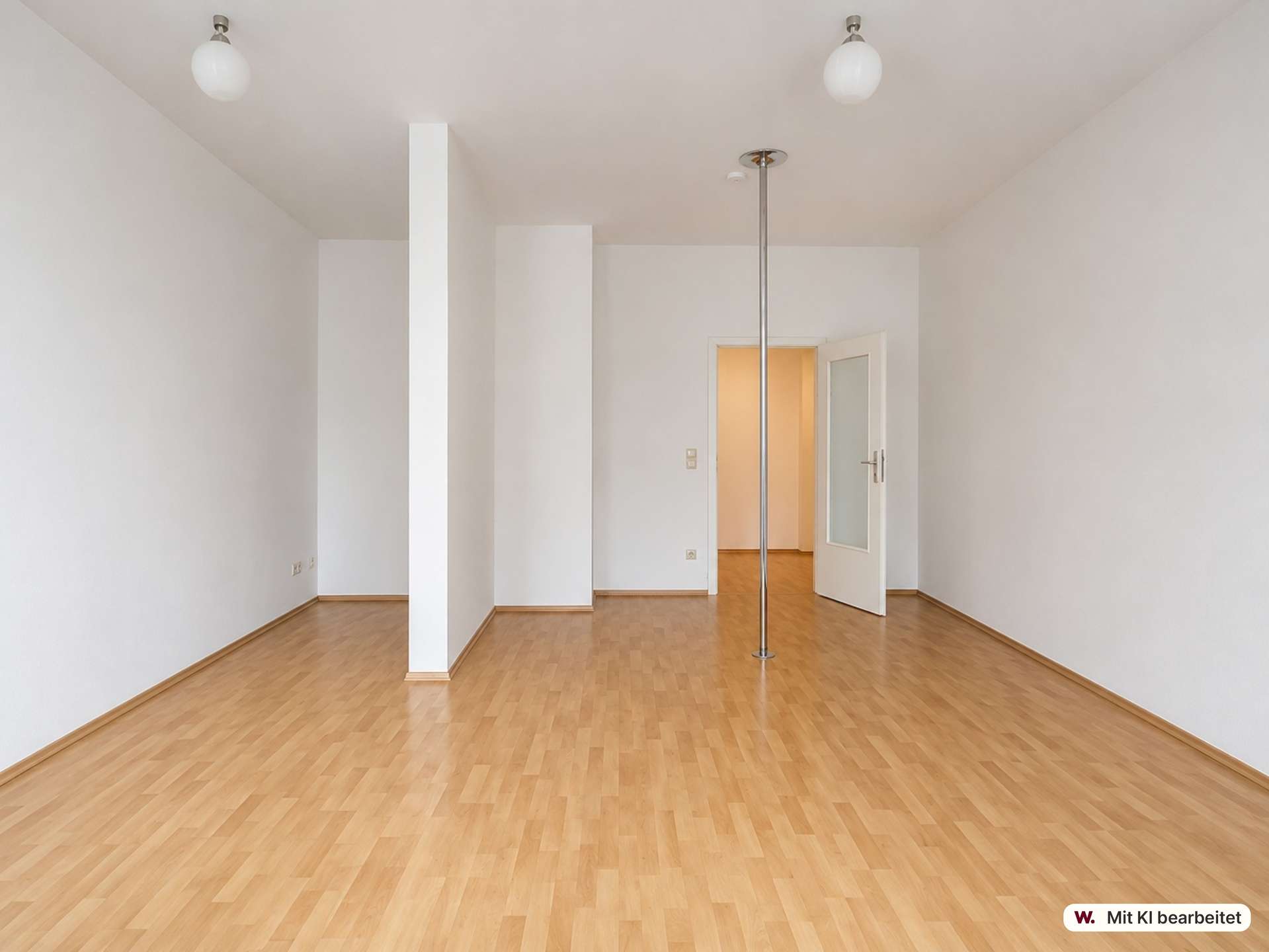 Zimmer Blick zur Tür