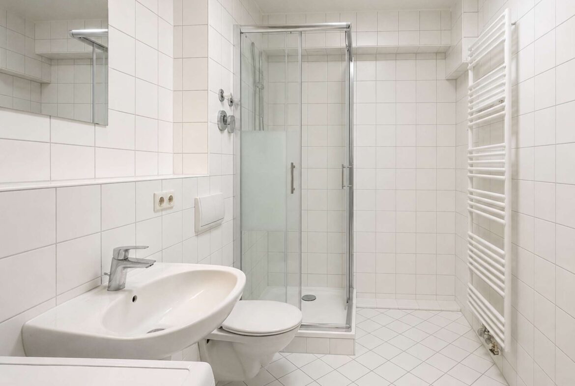 Bad mit Dusche