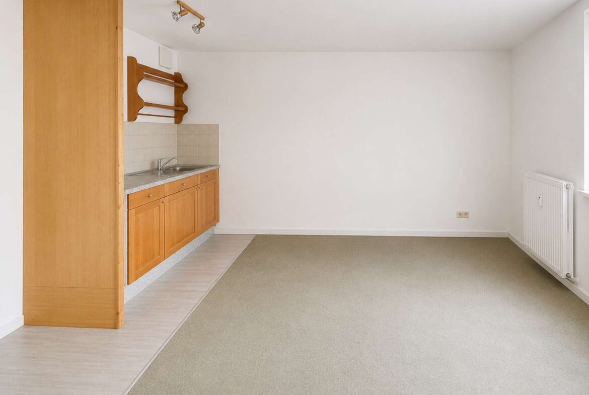 Wohnzimmer mit Küche