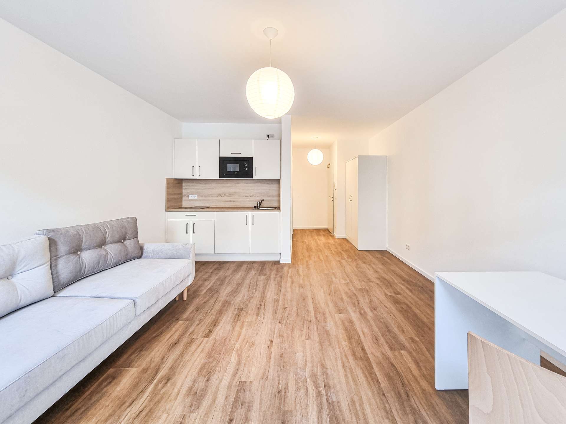 Wohn-/Schlafzimmer 