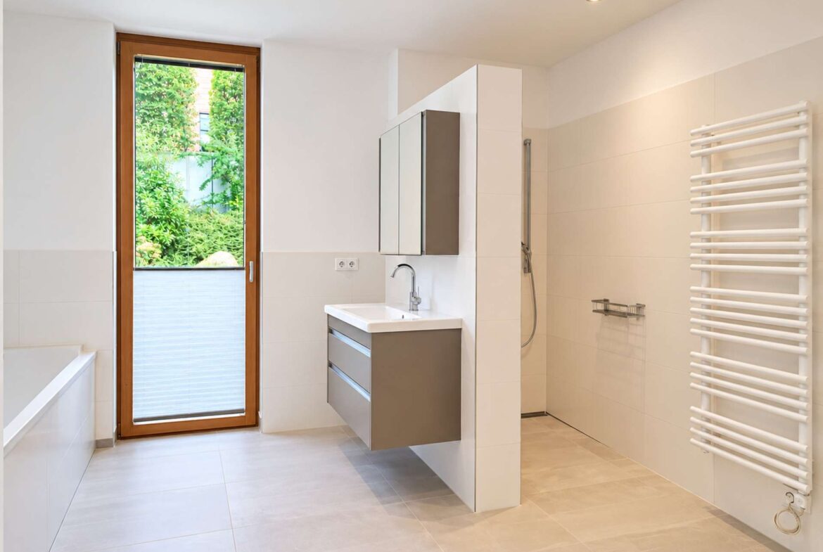 Badezimmer EG