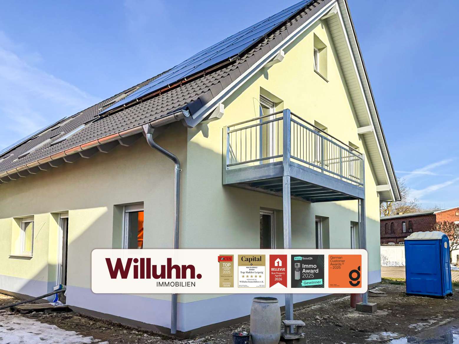 Hausansicht mit BalkonTitelbild