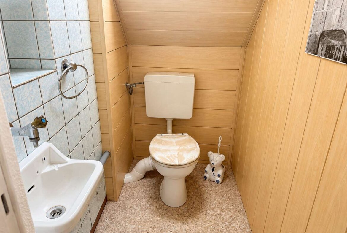 WC 1. OG