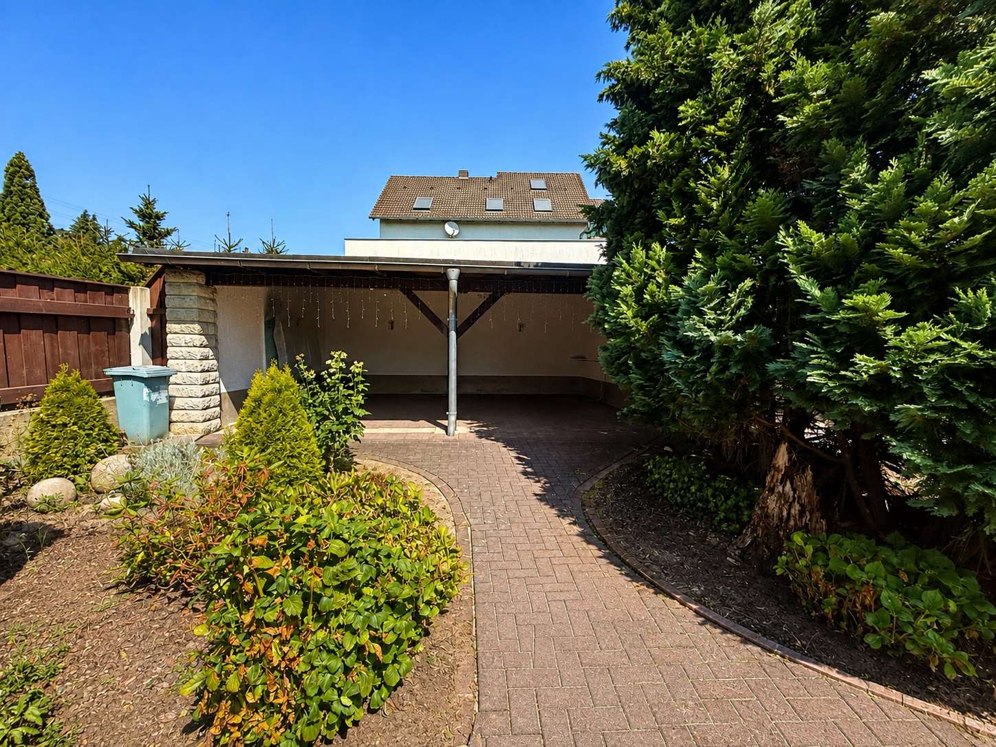 Carport