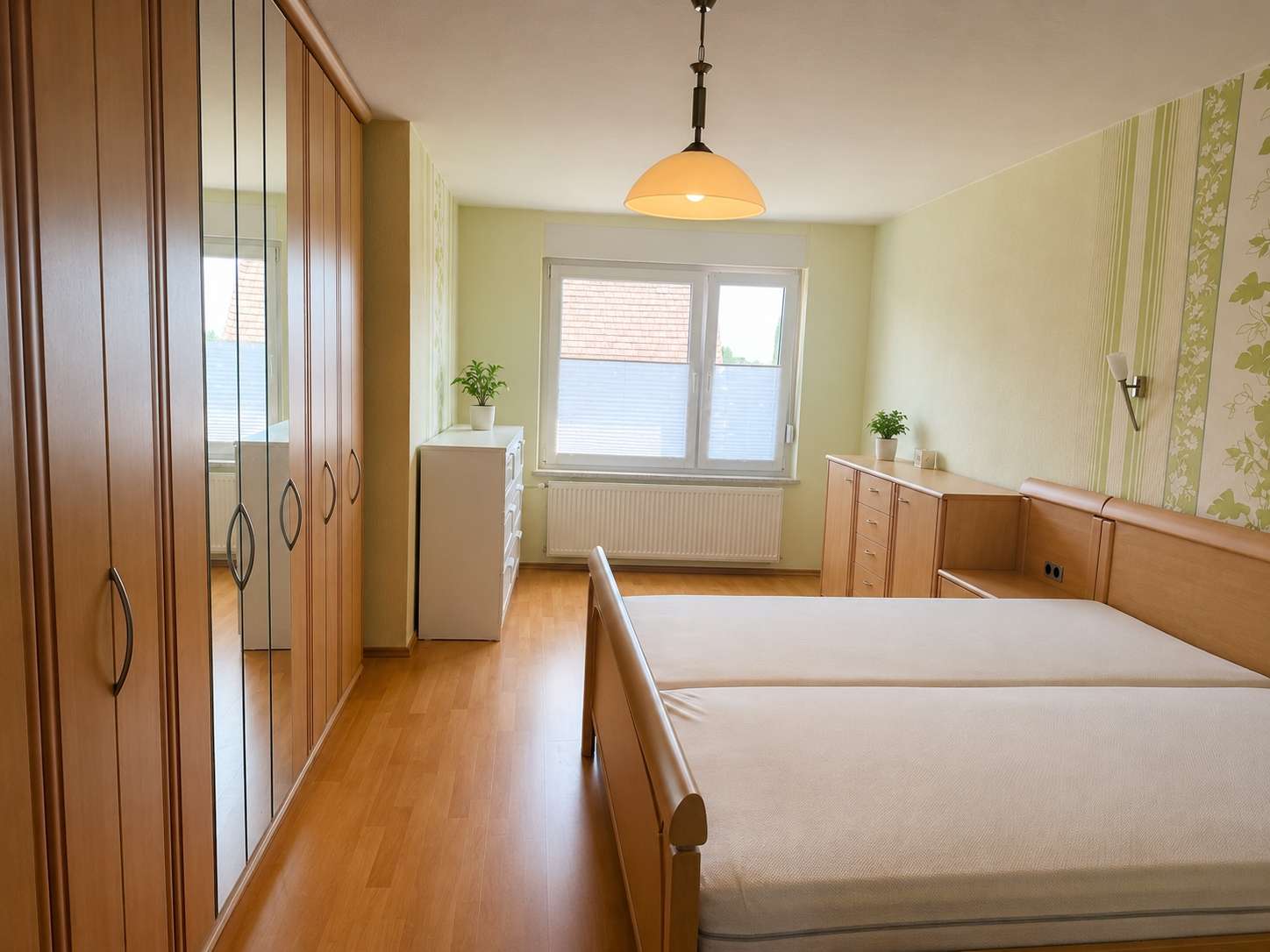 Schlafzimmer 1. OG