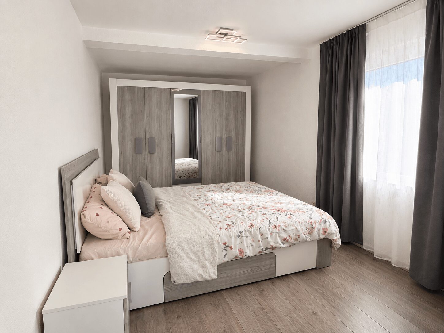 Schlafzimmer 1. OG
