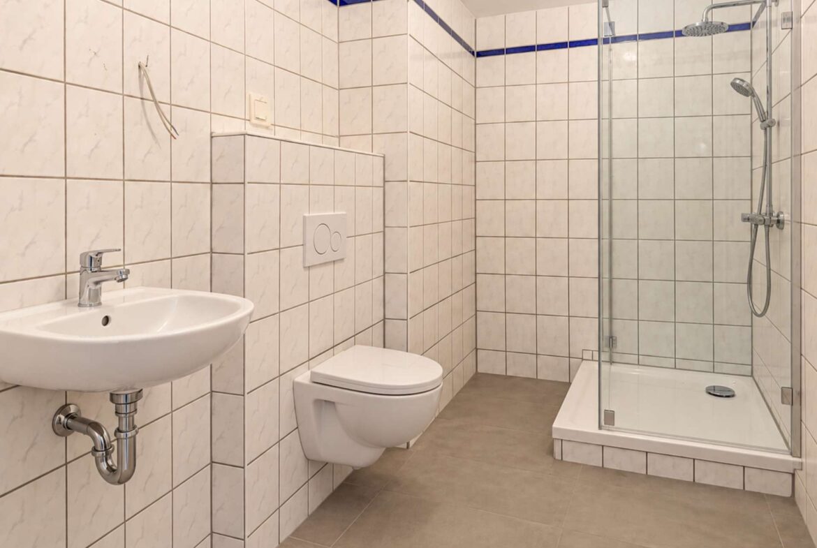 Badezimmer (KI bearbeitet)