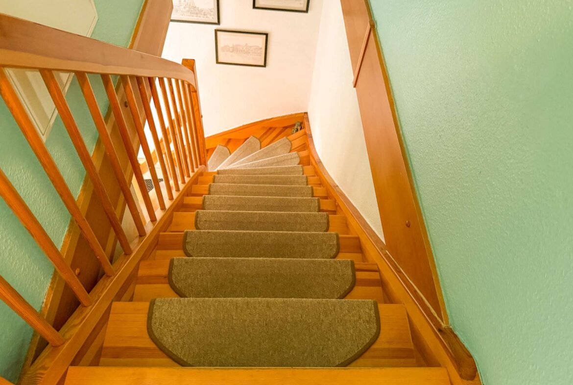 Treppe zum OG