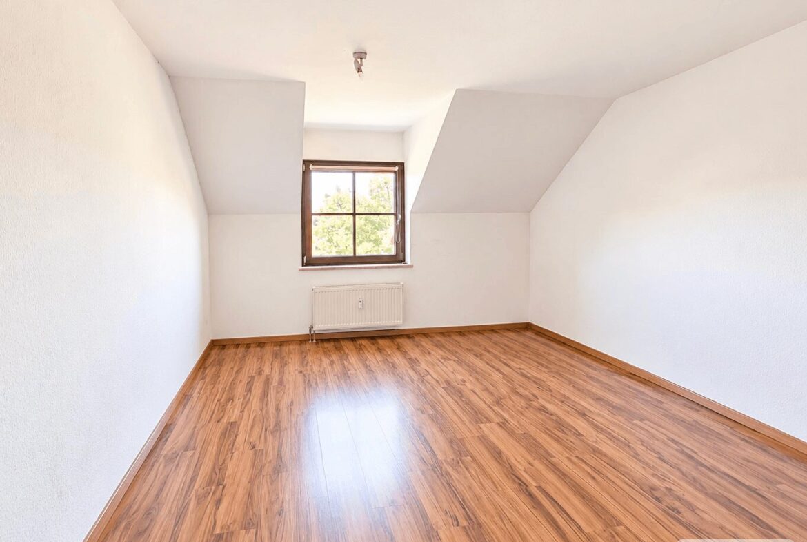 Geräumiges Schlafzimmer
