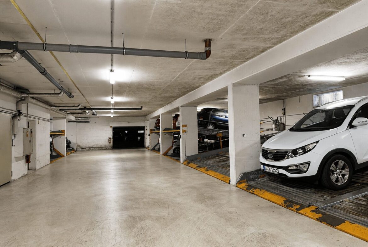 Tiefgarage mit Duplexstellplatz