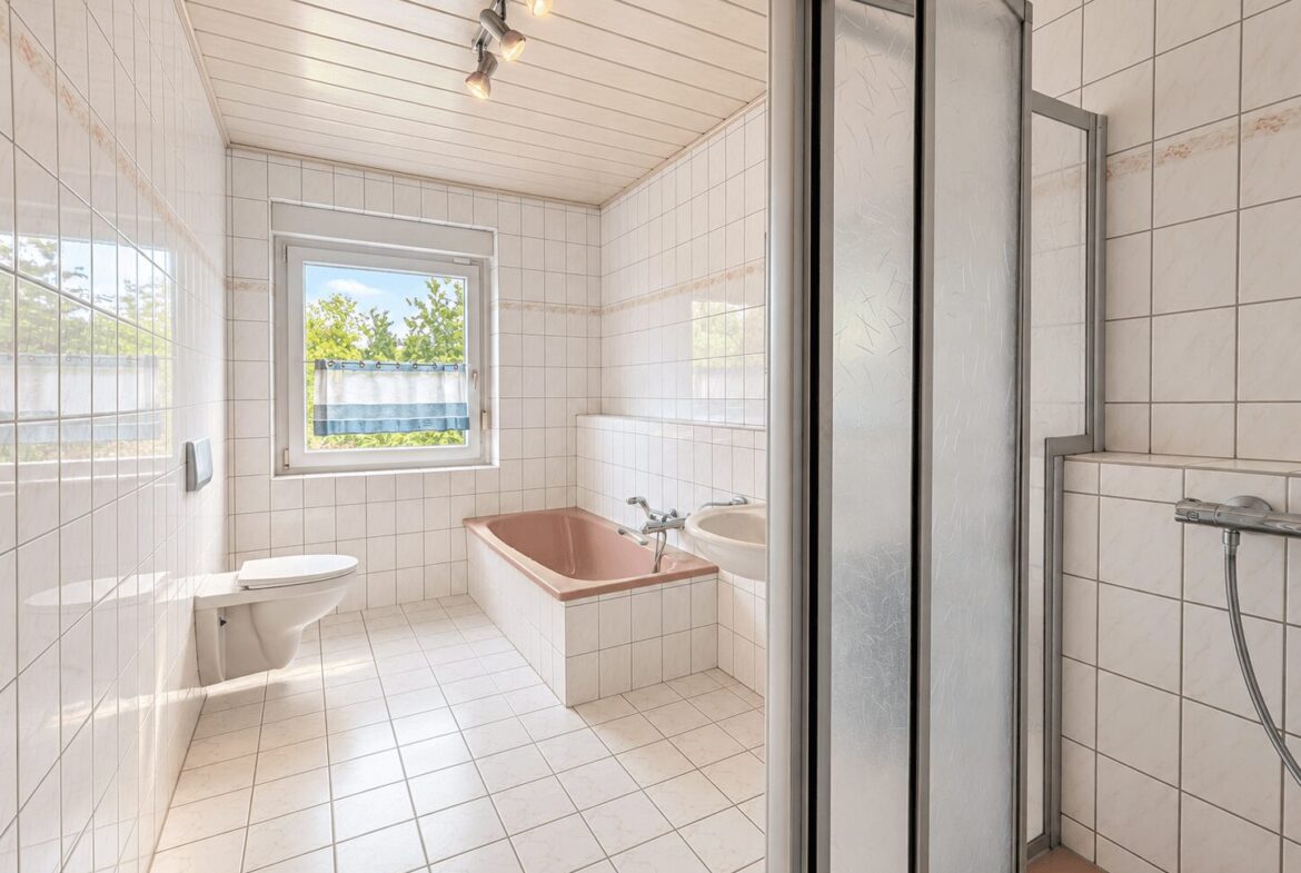 Tageslichtbad Wanne & Dusche
