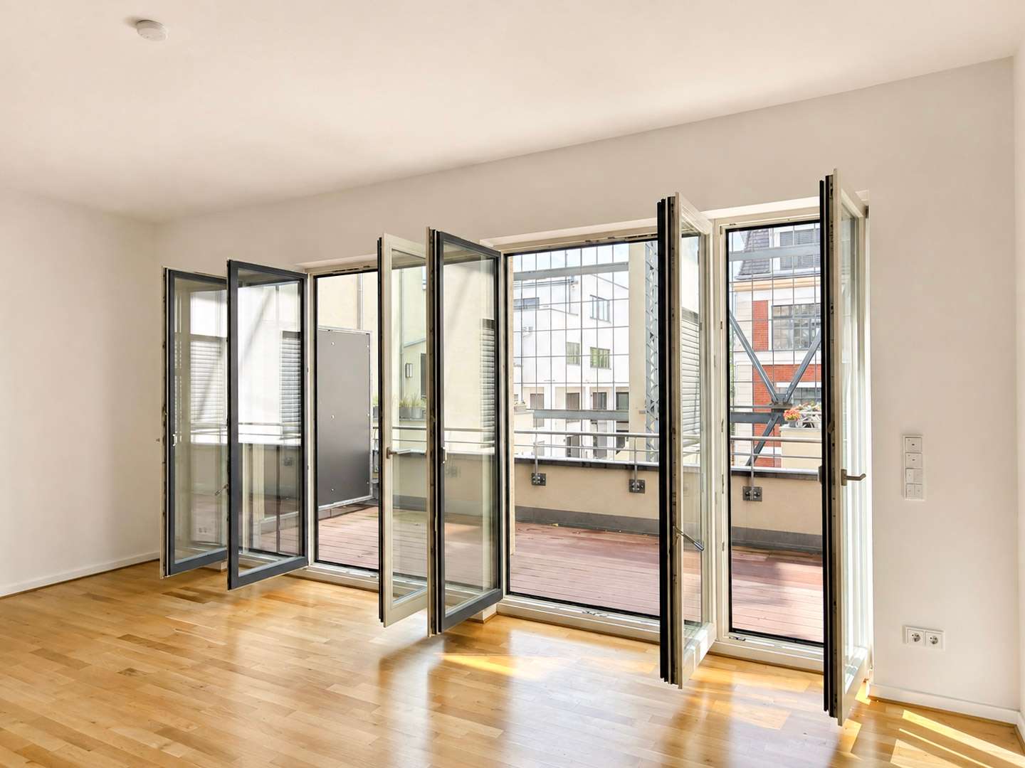Zugang Balkon