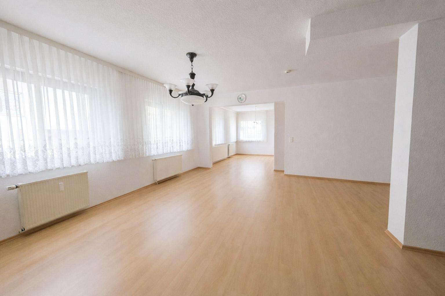 Großzügiges Wohnzimmer