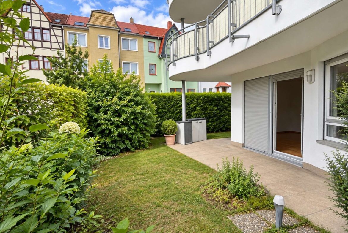 Garten mit Terrasse