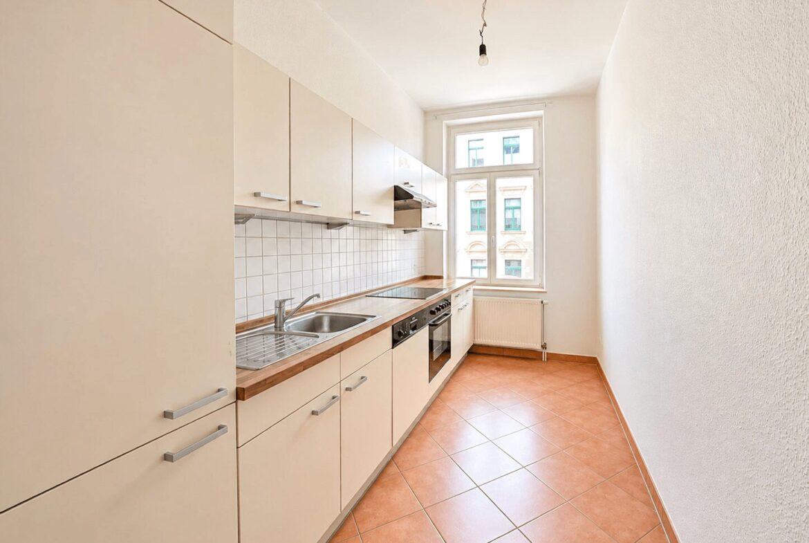 Küche mit praktischer EBK