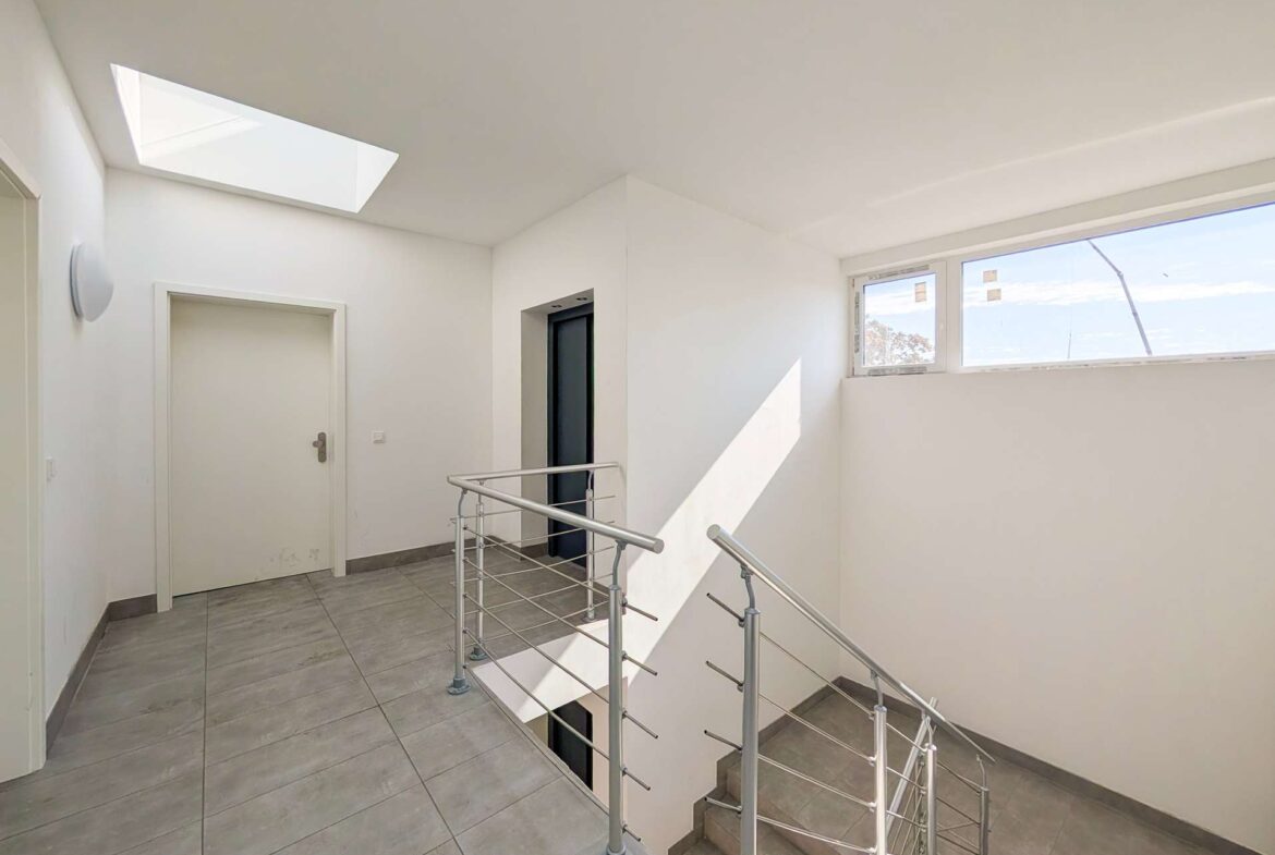 Modernes Treppenhaus
