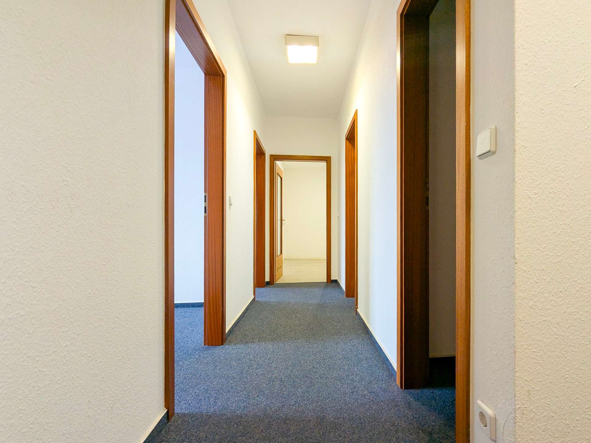 Haus33_DG_GE06_Flur