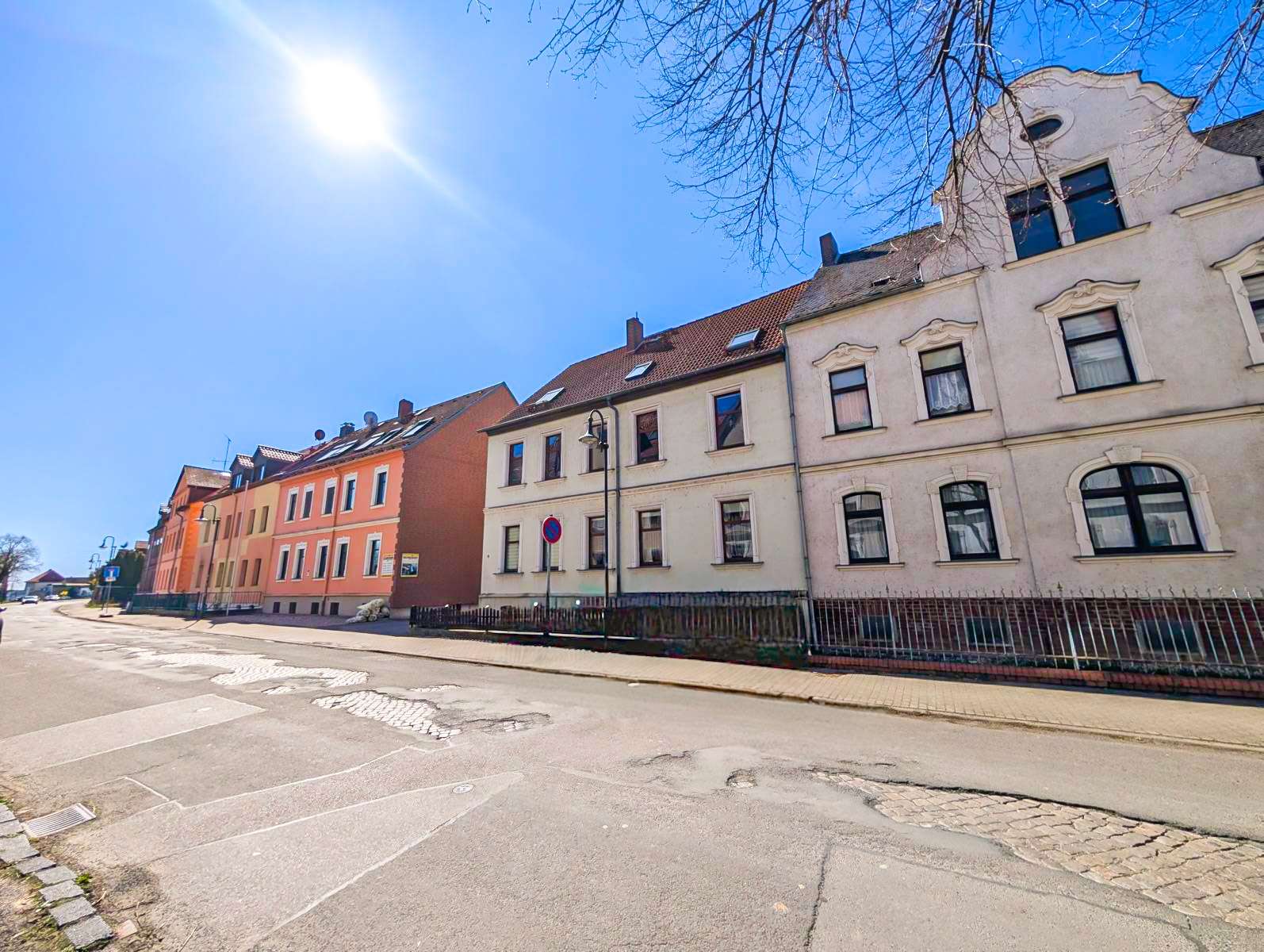 Straßenansicht