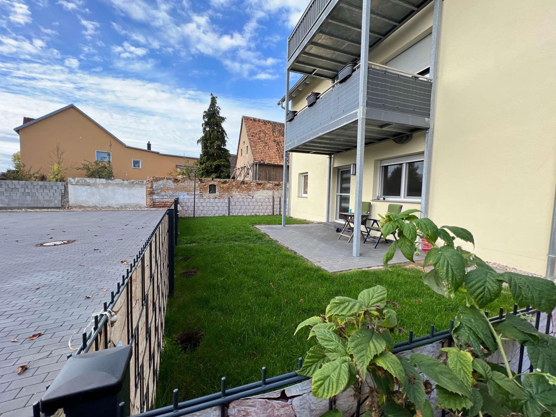 Musterwohnung - mit eignem Garten
